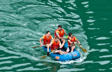 Neverending raft to finish Day 2 - a worn out team