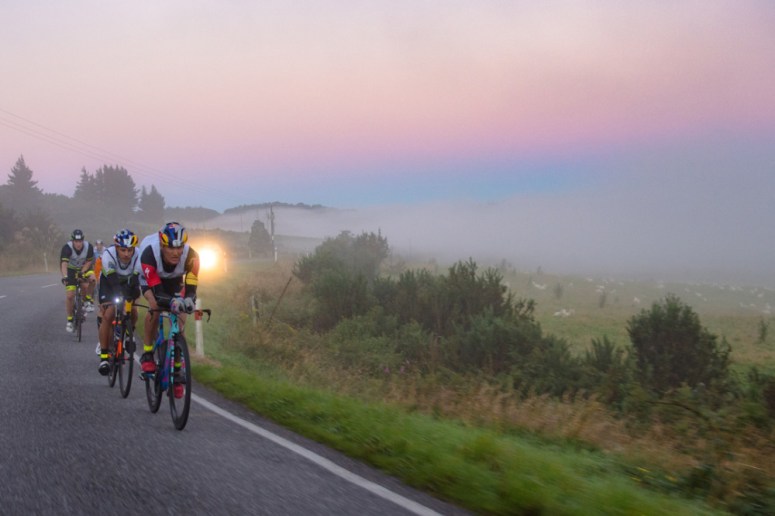 Classic clear sky combined with freezing fog morning, it's going to be a stunning day (I'm in the orange jacket) Photo credit: www.holliewoodhouse.com